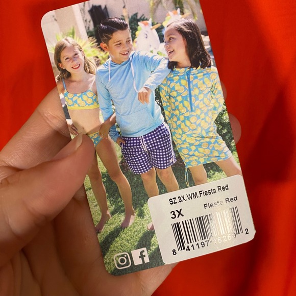 NWT SwimZip Women's Long Sleeve Rash Guard with Pockets & UPF 50+ Sun Protection - Picture 10 of 16